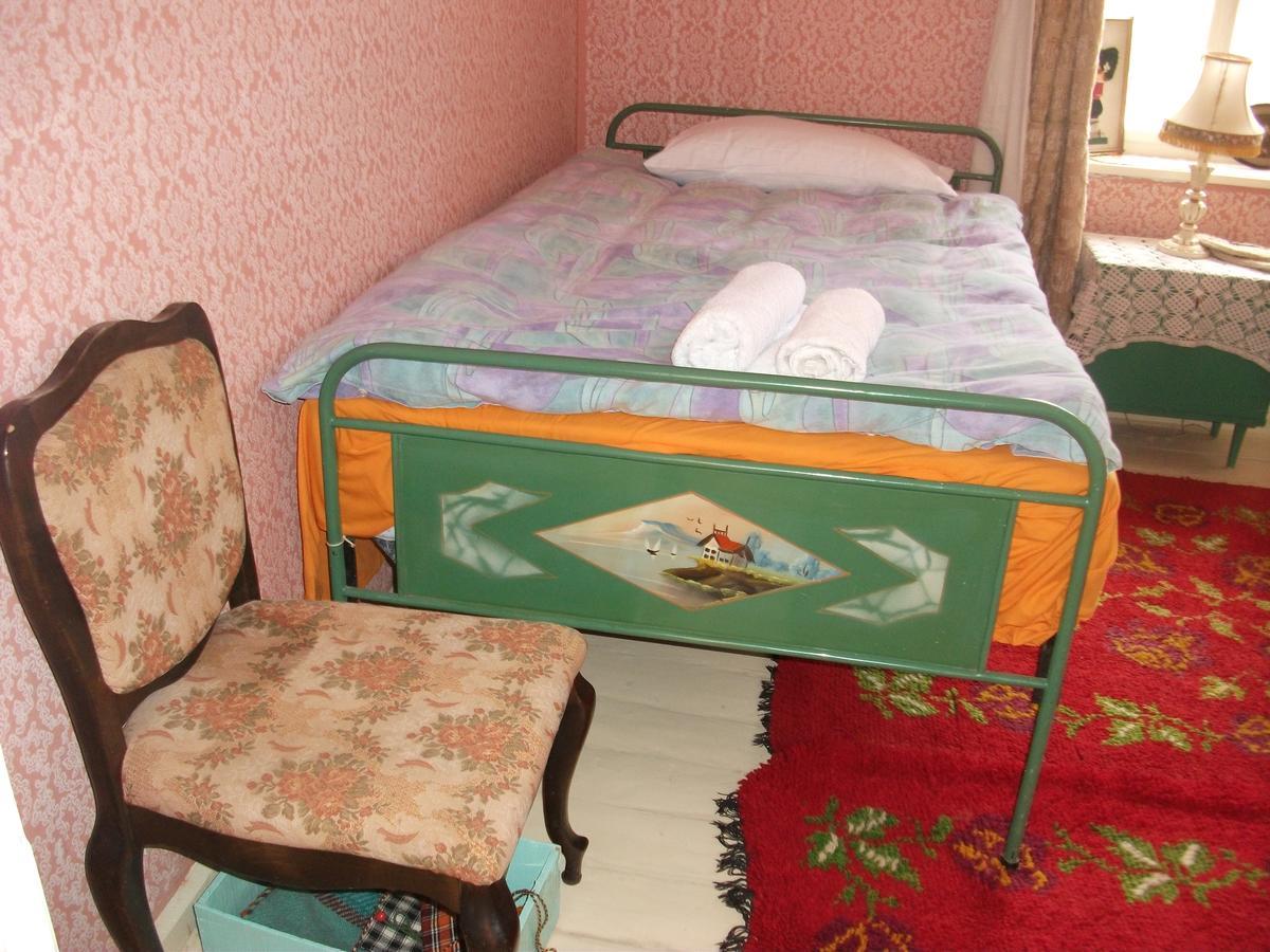 The Pink House Hotel Polkovnik Serafimovo Exterior photo