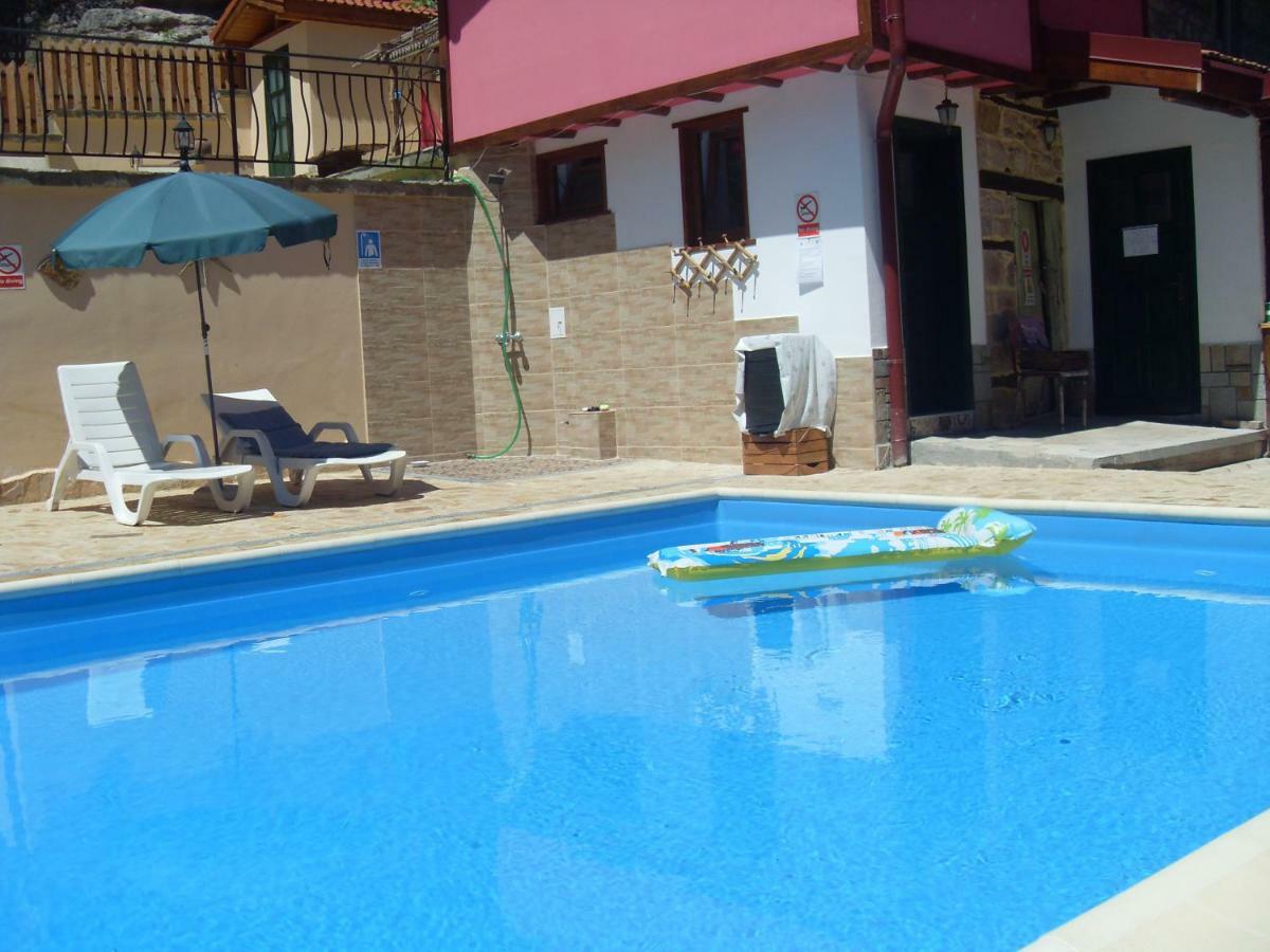 The Pink House Hotel Polkovnik Serafimovo Exterior photo