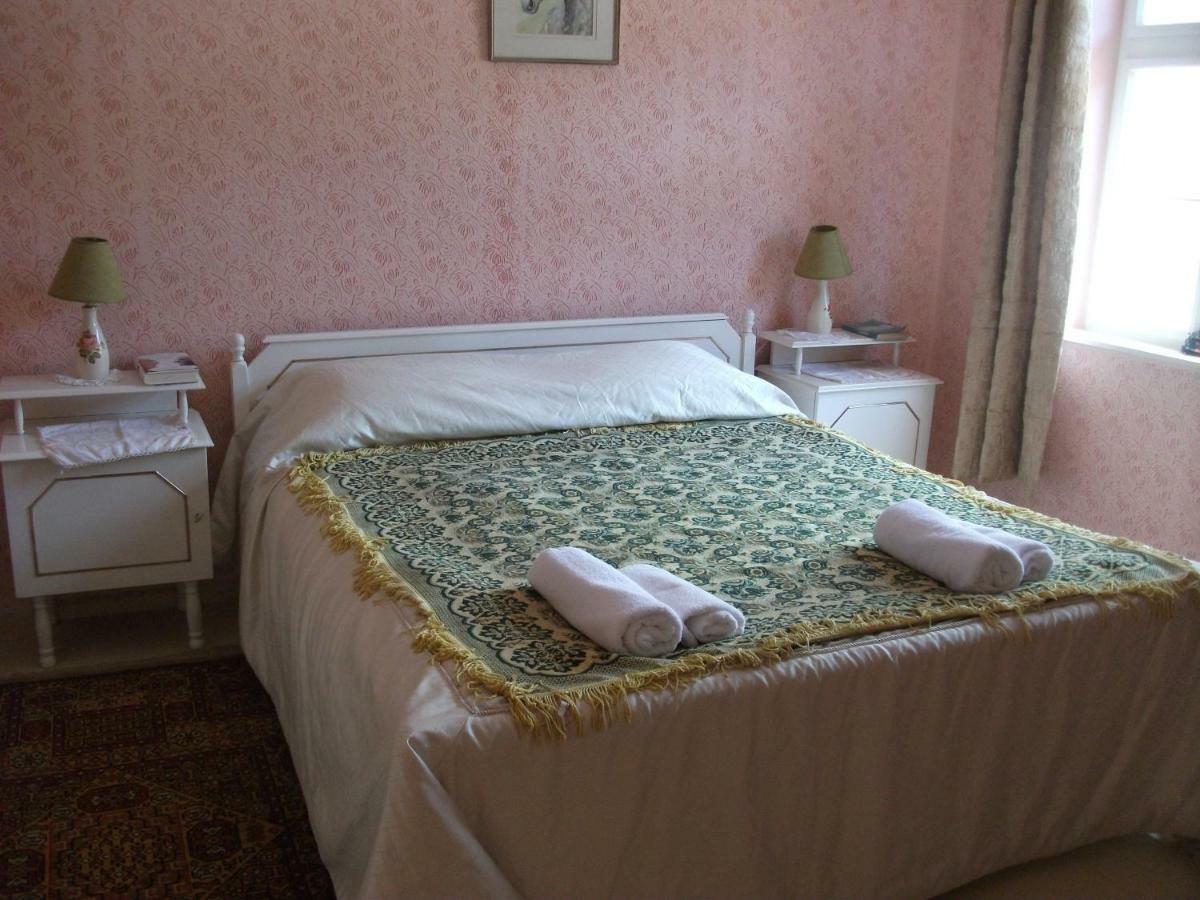 The Pink House Hotel Polkovnik Serafimovo Exterior photo